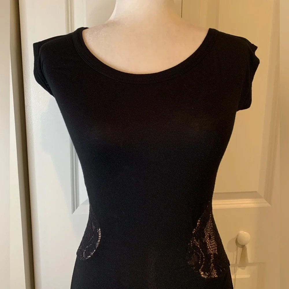 Betsy Johnson Lace Overlay Bodycon Dress - Picture 3 of 6